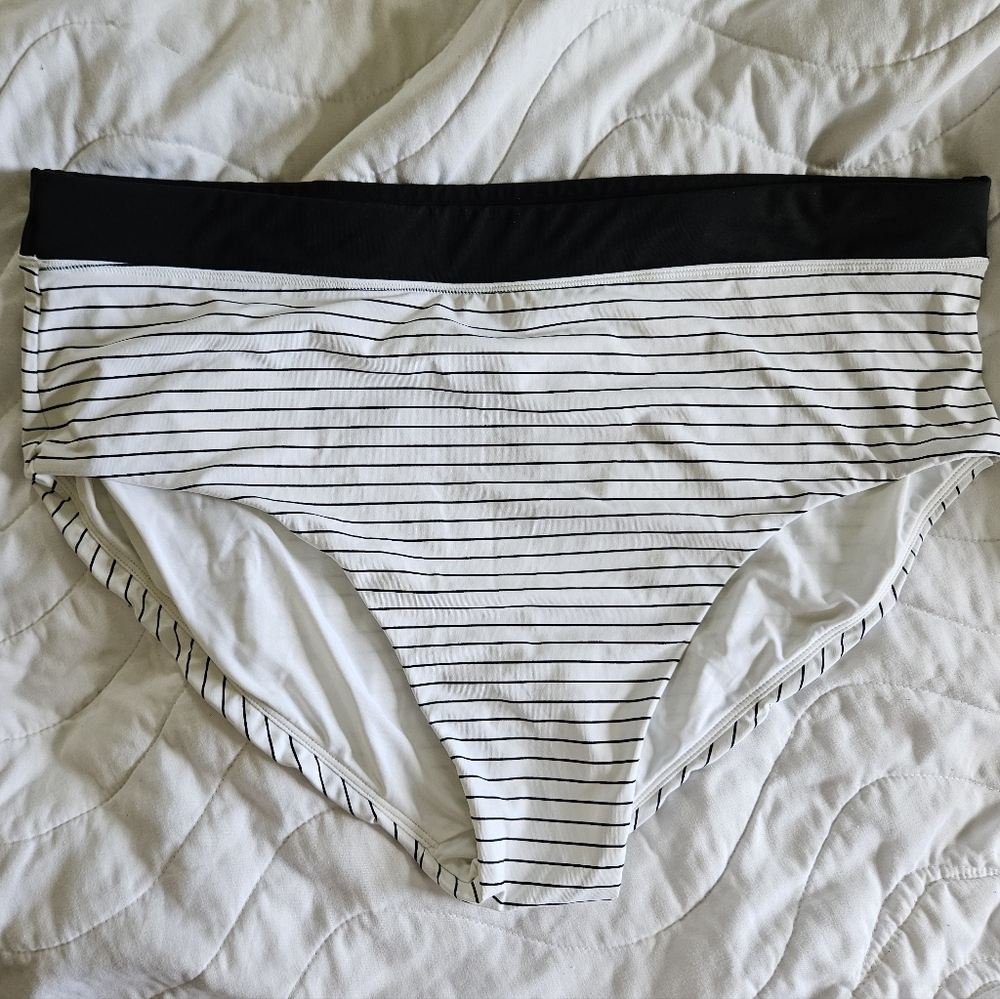 Calia XL swim bottoms